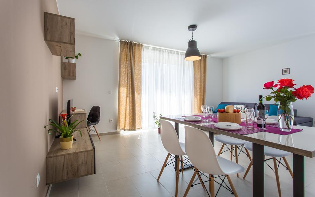 Apartments Viktorija Baška Екстериор снимка