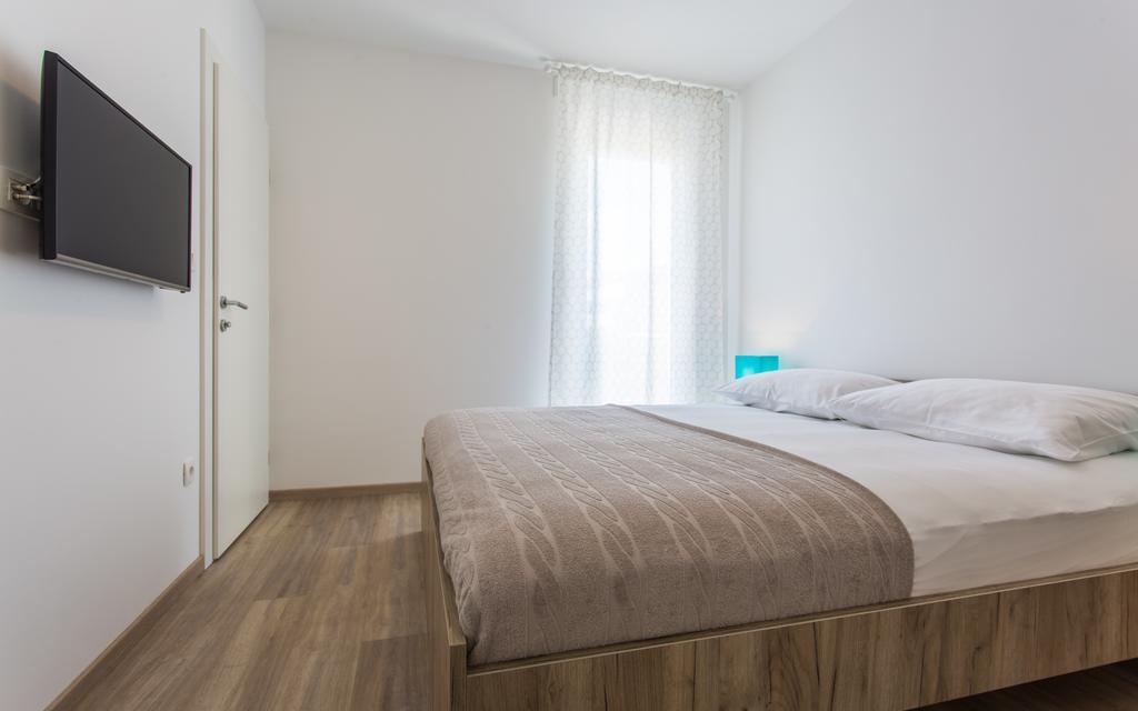 Apartments Viktorija Baška Екстериор снимка