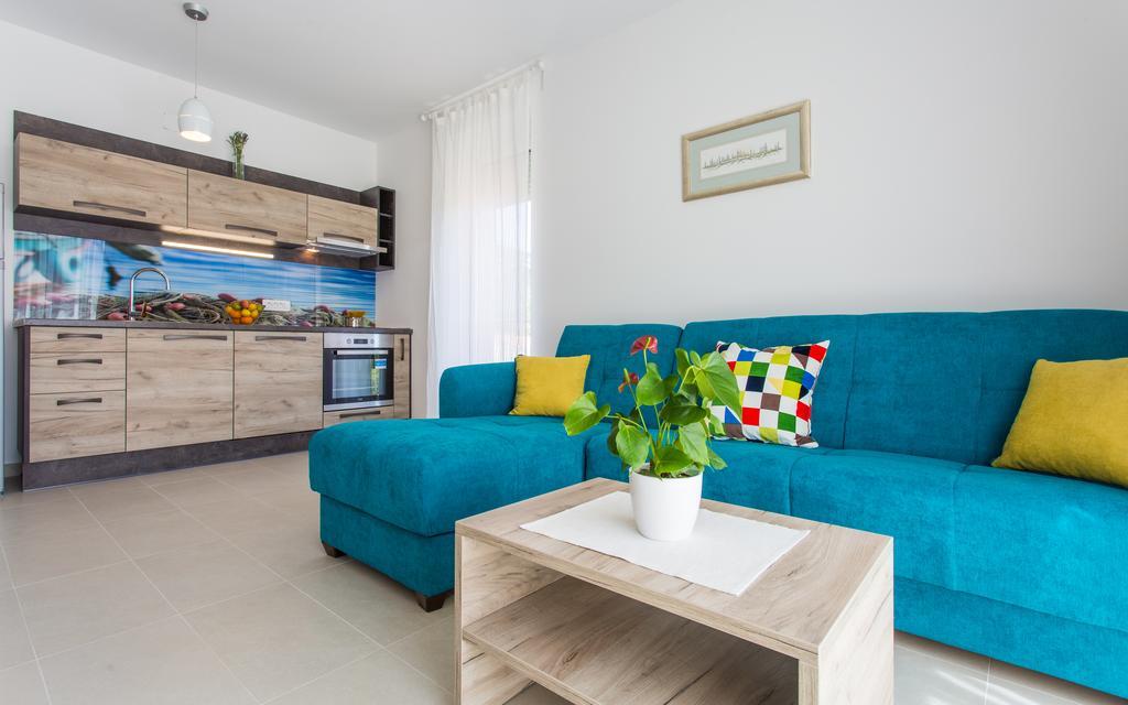 Apartments Viktorija Baška Екстериор снимка