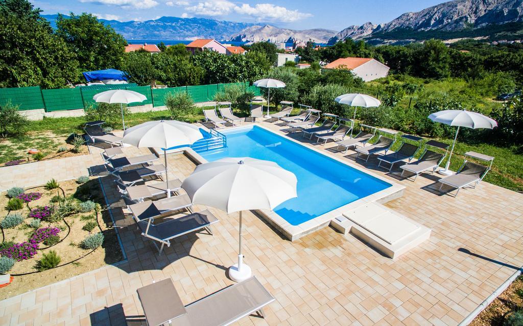 Apartments Viktorija Baška Екстериор снимка