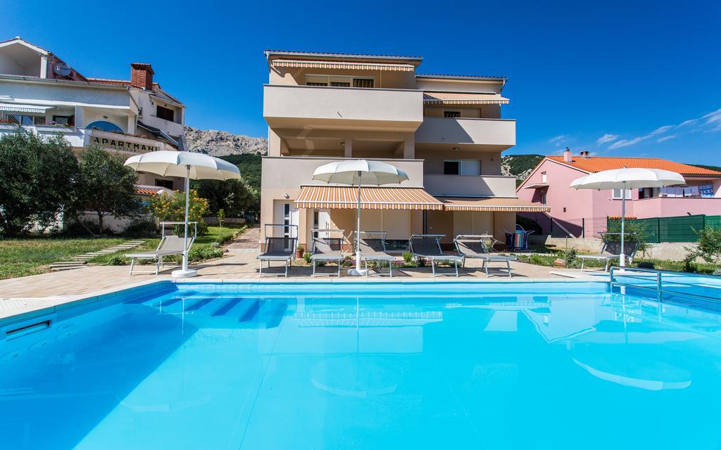 Apartments Viktorija Baška Екстериор снимка